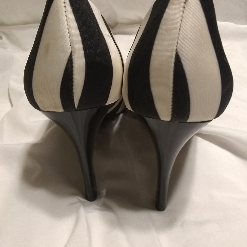 Cosmopolitan shoes - Picture 9 of 11